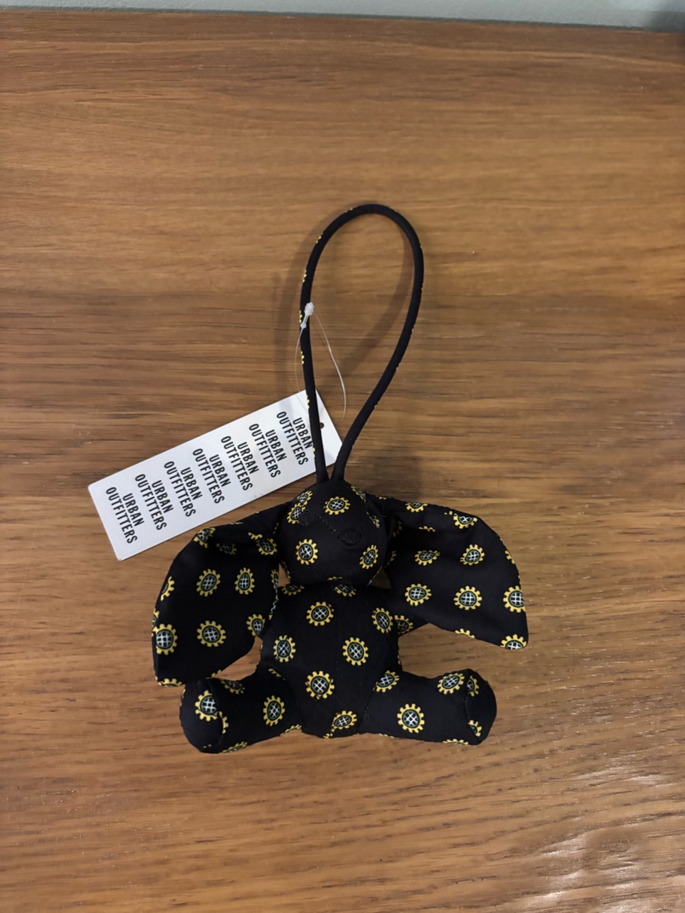 Vera Bradley UO Exclusive 3D Bunny Bag Charm retired patterned yellow sunflowers - Picture 5 of 12